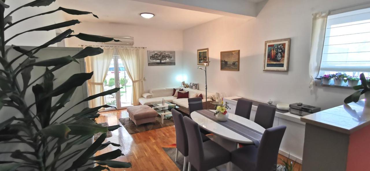 Apartman Kapovic Kaštela Eksteriør bilde